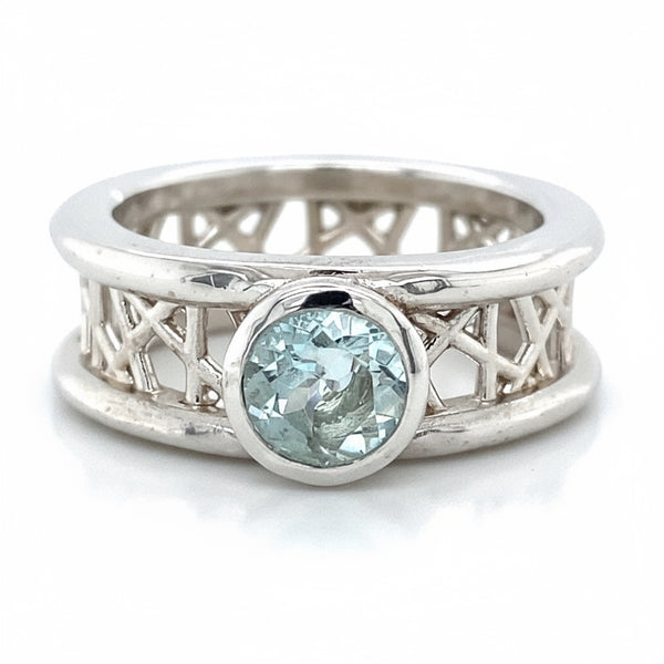 Round Connection Ring 6mm Light Blue Topaz