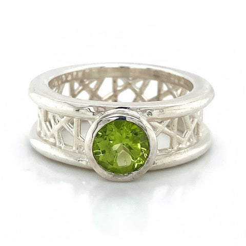 Round Connection Ring 6mm Peridot