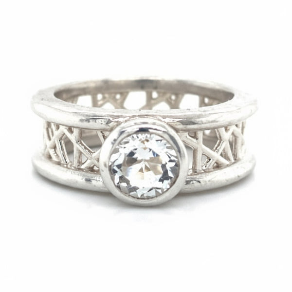 Round Connection Ring 6mm White Topaz