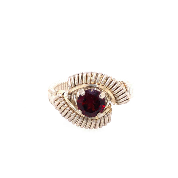 Classic Garnet Ring