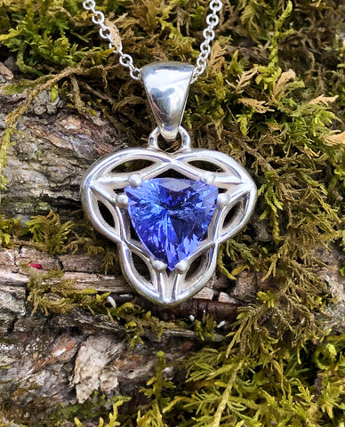 The Vine Tanzanite Pendant