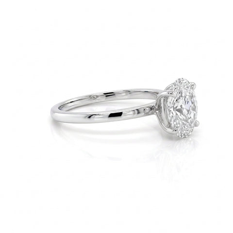 1.5 Carat Oval Diamond Solitaire Engagement Ring in 14K Gold