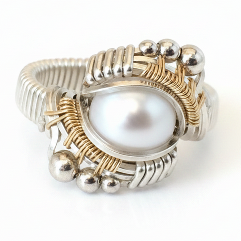 Andromeda Fresh Water Pearl Ring