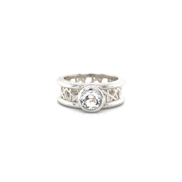 Round Connection Ring 6mm White Topaz