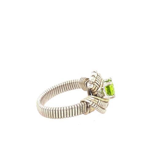 Ring Classic Beaded Peridot