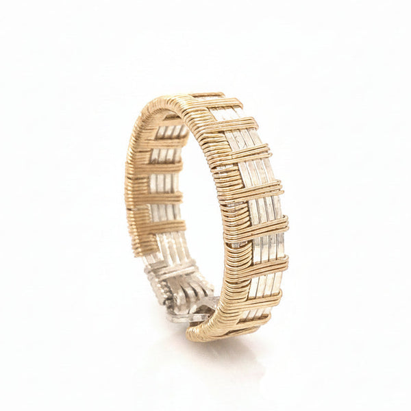 Pulse Band Ring