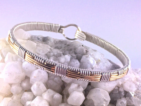 Neo Bangle Bracelet